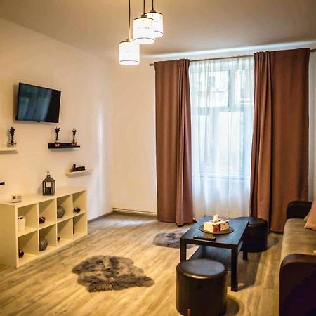 The Nest@Pinehouse Apartment Brasov Ngoại thất bức ảnh