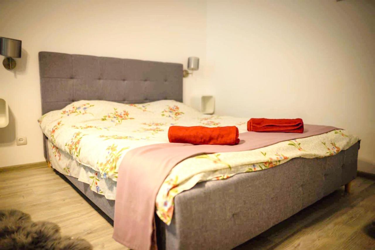 The Nest@Pinehouse Apartment Brasov Ngoại thất bức ảnh